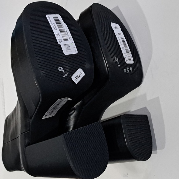 Steve Madden Women's Cobra Black Fashion Boot - Picture 10 of 12